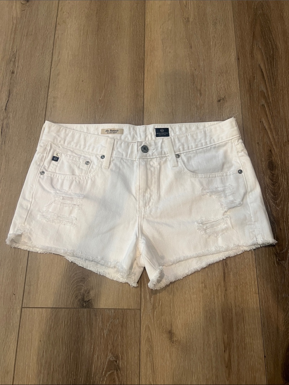 AG Adriano Goldschmied the Bonnie White Distressed Denim Shorts Sz 30  NWOT
